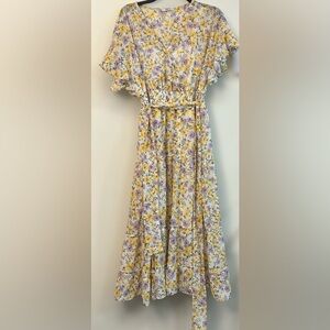 Fluttered  sleeve belted maxi dress